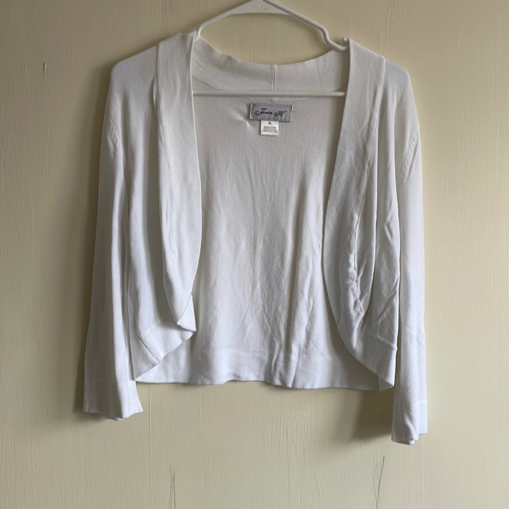 Cropped white cardigan. Jessica H size XL in great condition